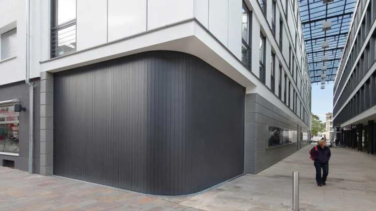 Rundum- und Seitensektionaltore von RUNDUM Meir